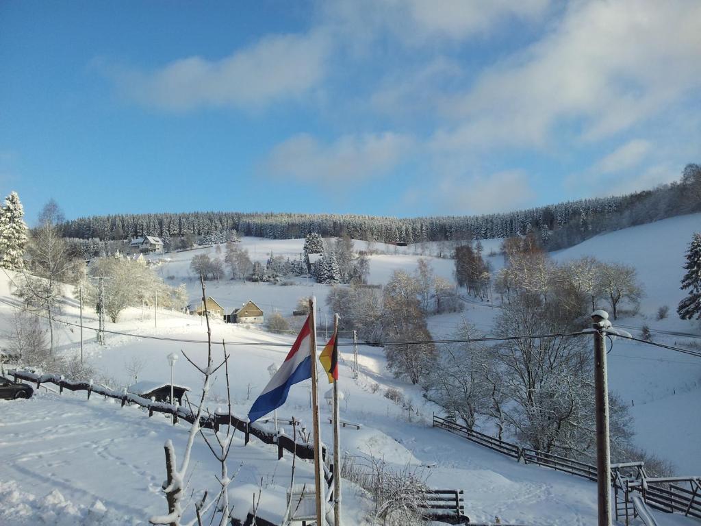 Landgasthof Nesselbach Nordenau المظهر الخارجي الصورة
